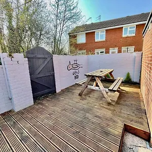 Holiday home Spacious 3 Bedroom Retreat For Professionals